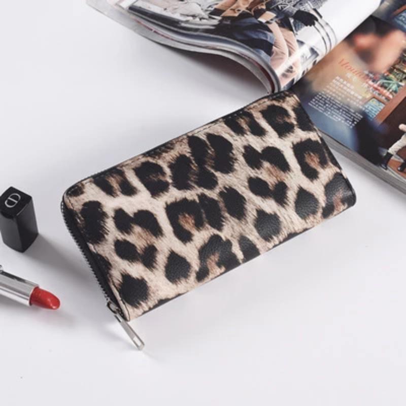 Classic wallet with leopard pattern for women | LoungeYard — product view 2