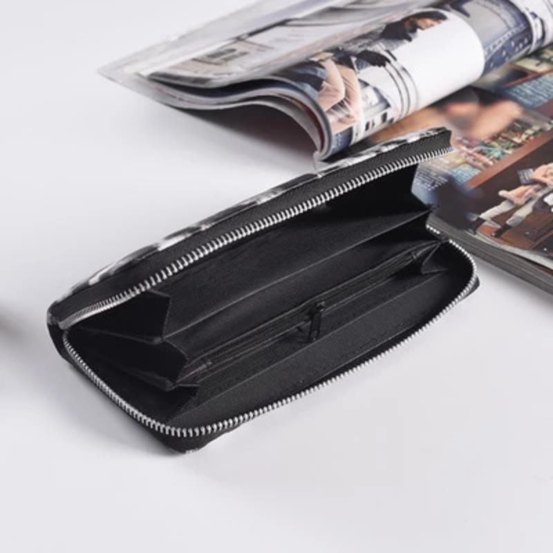 Classic wallet with leopard pattern for women | LoungeYard — product view 3