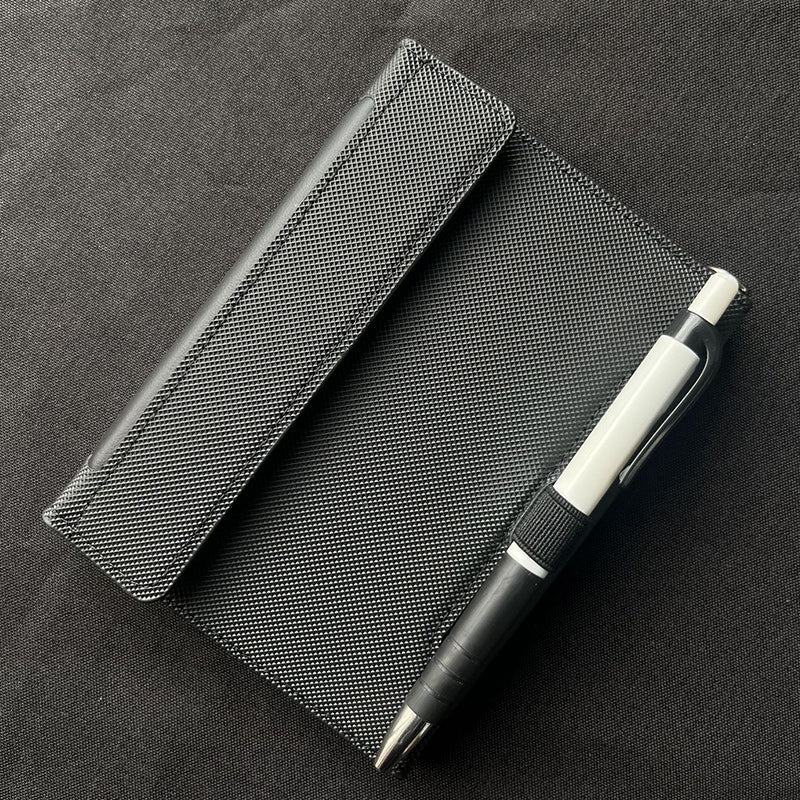 LoungeYard | Stylish durable multifunctional men's travel bag — product view 6