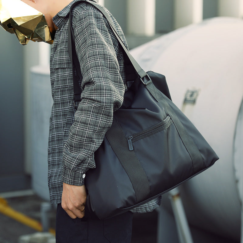 Versatile Travel Bag LoungeYard — product view 1