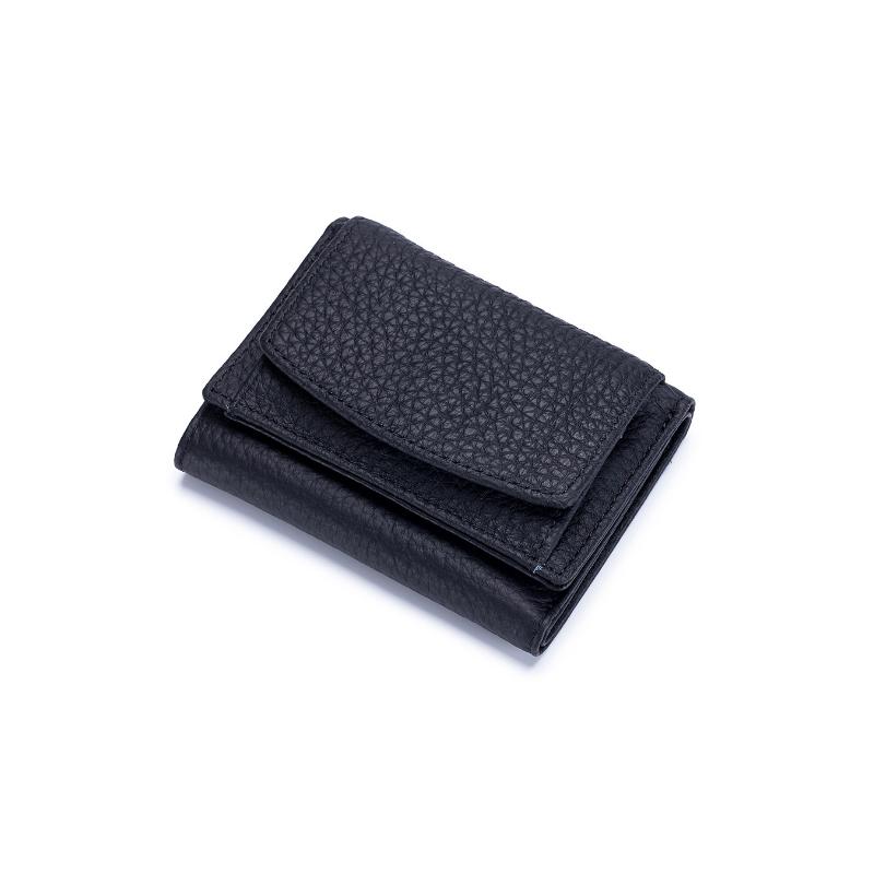 LoungeYard | RFID wallet made of soft leather — product view 1