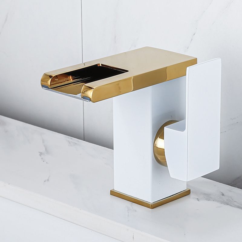 LoungeYard | Contemporary Sink Faucet Solid Color Low Arc Bathroom Sink Faucet — product view 7