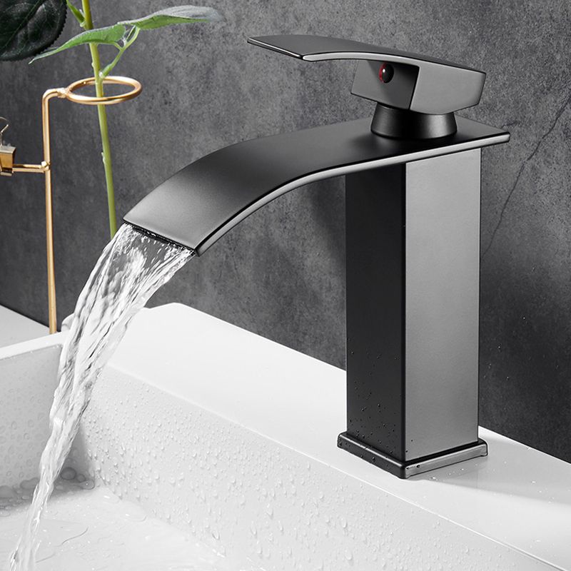 LoungeYard | Vessel Sink Faucets Single Lever Mixer Modern Faucets for the Bathroom — product view 6
