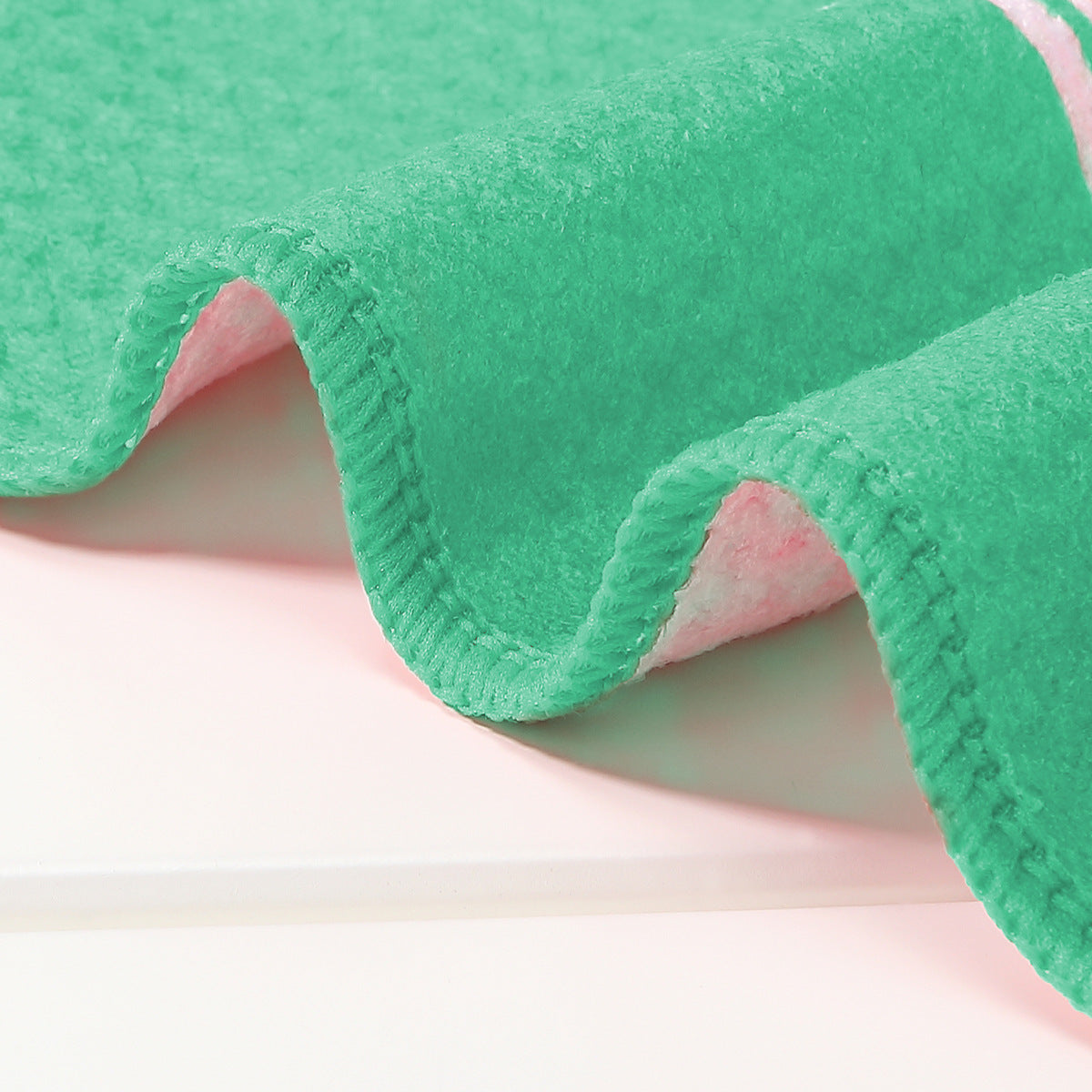 Golf Club Microfiber Towel LoungeYard — product view 5