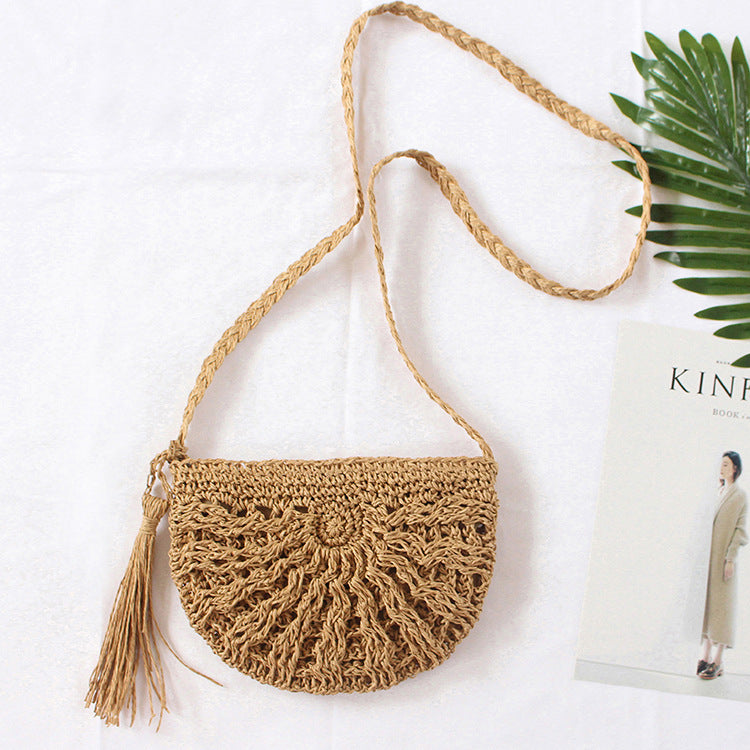 Handmade straw bag LoungeYard — product view 1