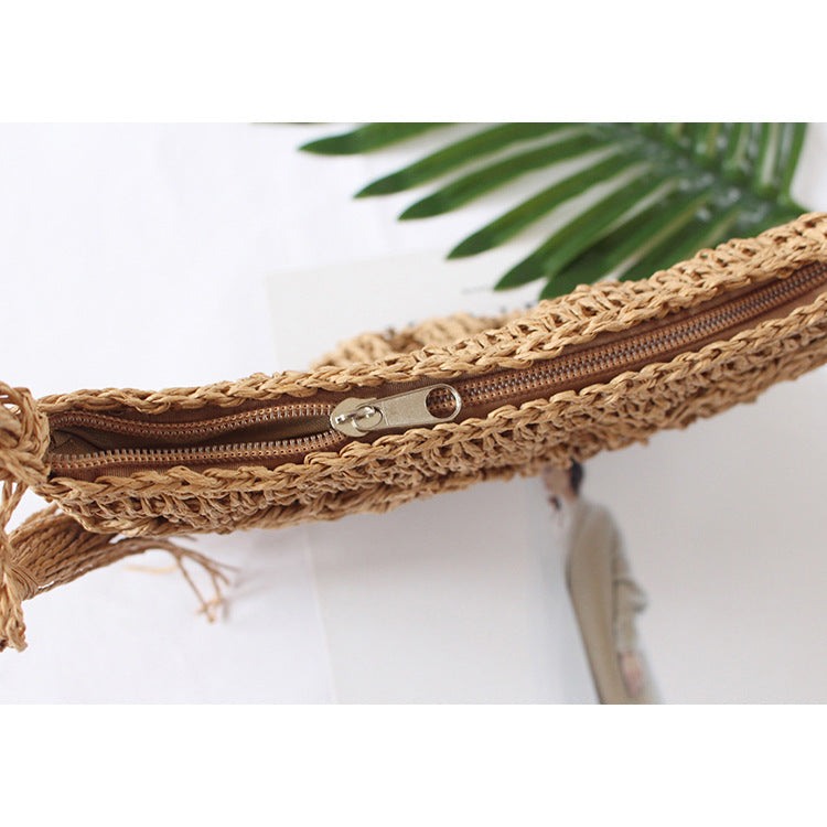 Handmade straw bag LoungeYard — product view 4