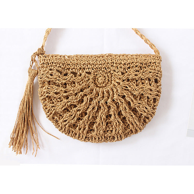 Handmade straw bag LoungeYard — product view 2