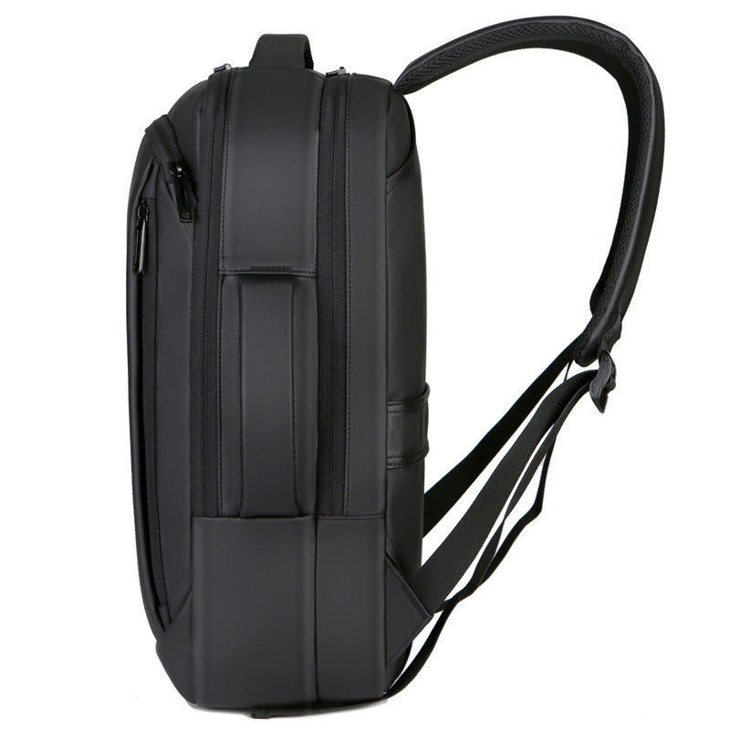 LoungeYard Backpack — product view 2