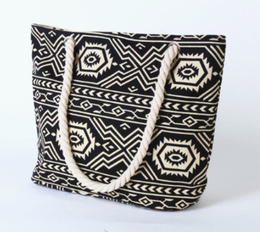 Beach bag with ethnic pattern LoungeYard — product view 4