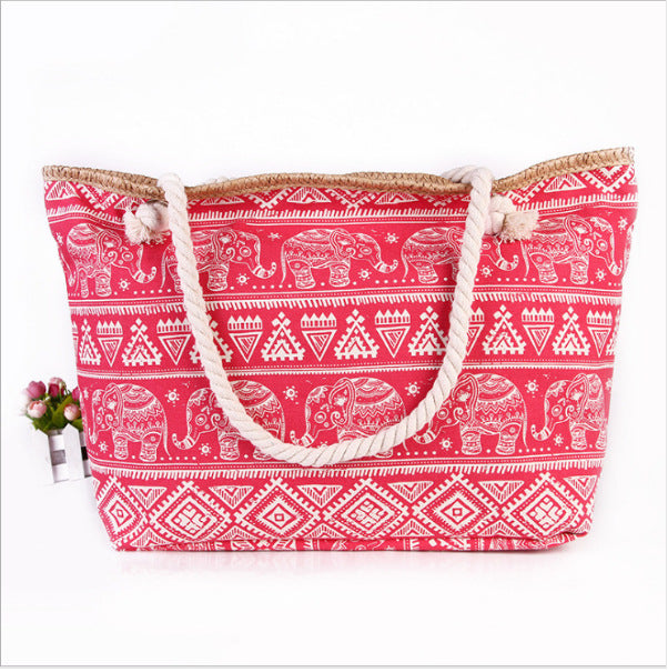 Practical and Stylish Beach Bag LoungeYard — product view 4