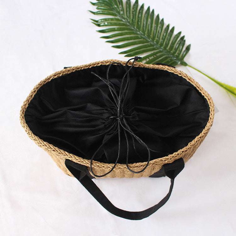 Handwoven basket bag LoungeYard — product view 4