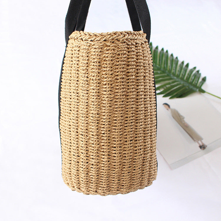 Handwoven basket bag LoungeYard — product view 2