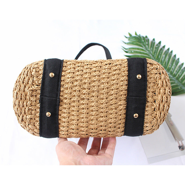 Handwoven basket bag LoungeYard — product view 3