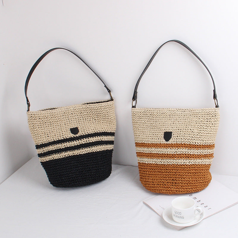 Braided shoulder bag with stylish accent LoungeYard — product view 1