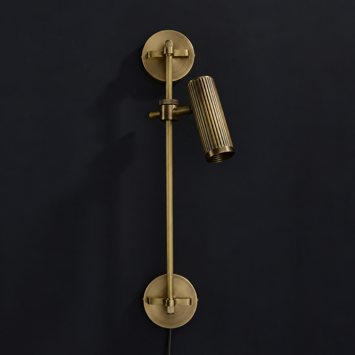 Spot Rail Plug-in Wall Light — product view 6