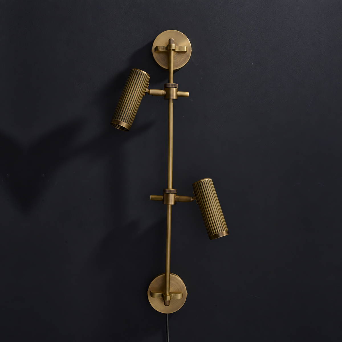 Spot Rail Plug-in Wall Light — product view 7