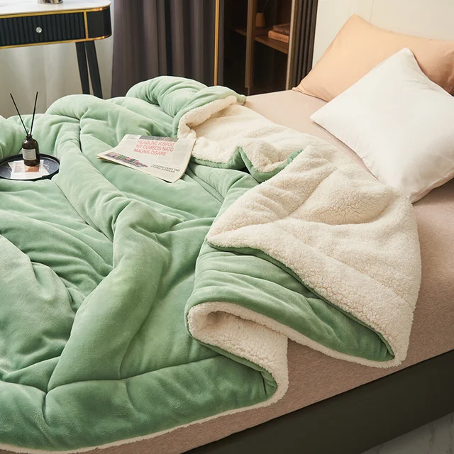LoungeYard | SoftHug Luxury Fleece Warm Blanket — product view 7