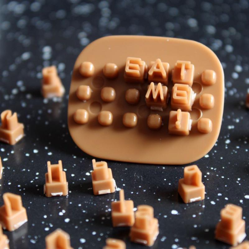 LoungeYard | English Alphabet Cookie Cutter — product view 5