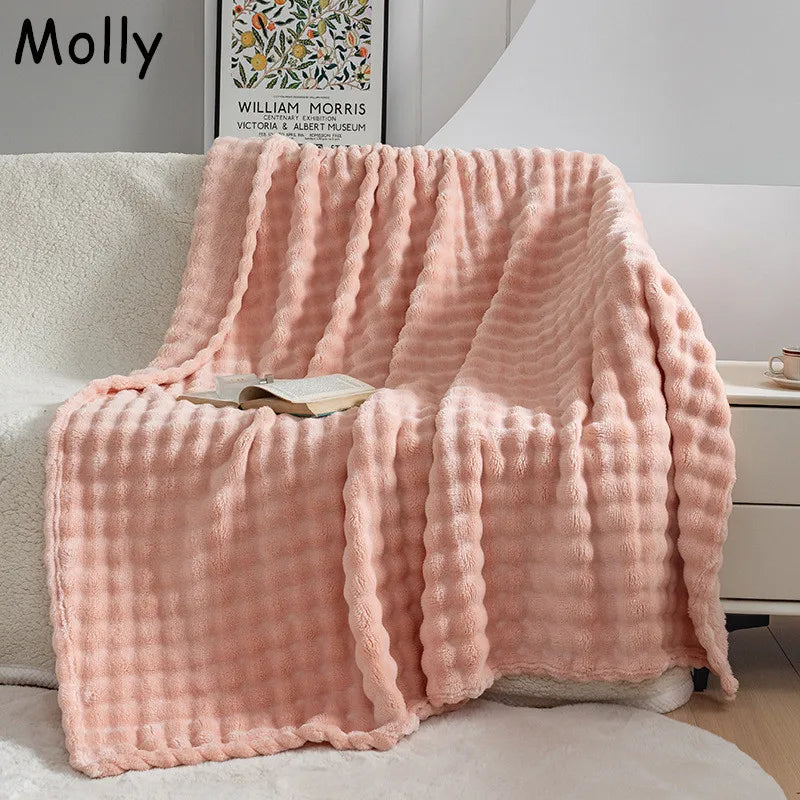 LoungeYard | Extra Soft Flannel Blanket - PlushBubble — product view 3