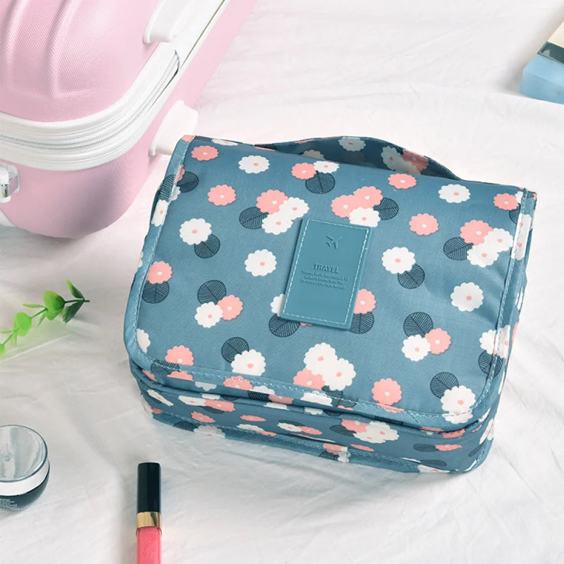 Hanging Water-Resistant Toiletry Bag for Travel Organization — product view 4