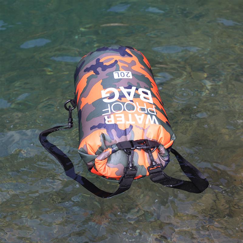 LoungeYard | Camouflage Pattern Outdoor Waterproof Bag — product view 3