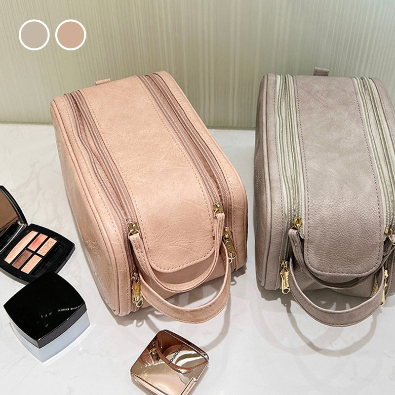 LoungeYard | Large Travel Makeup Bag — product view 2