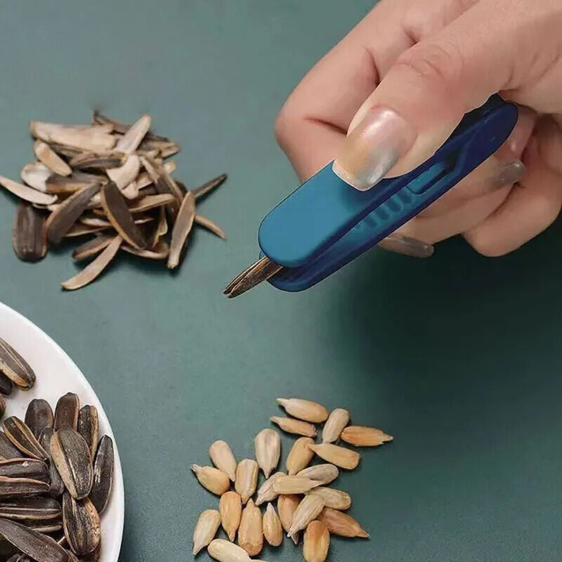 LoungeYard | Peanut Seed Peel Plastic Peanut Clip — product view 1