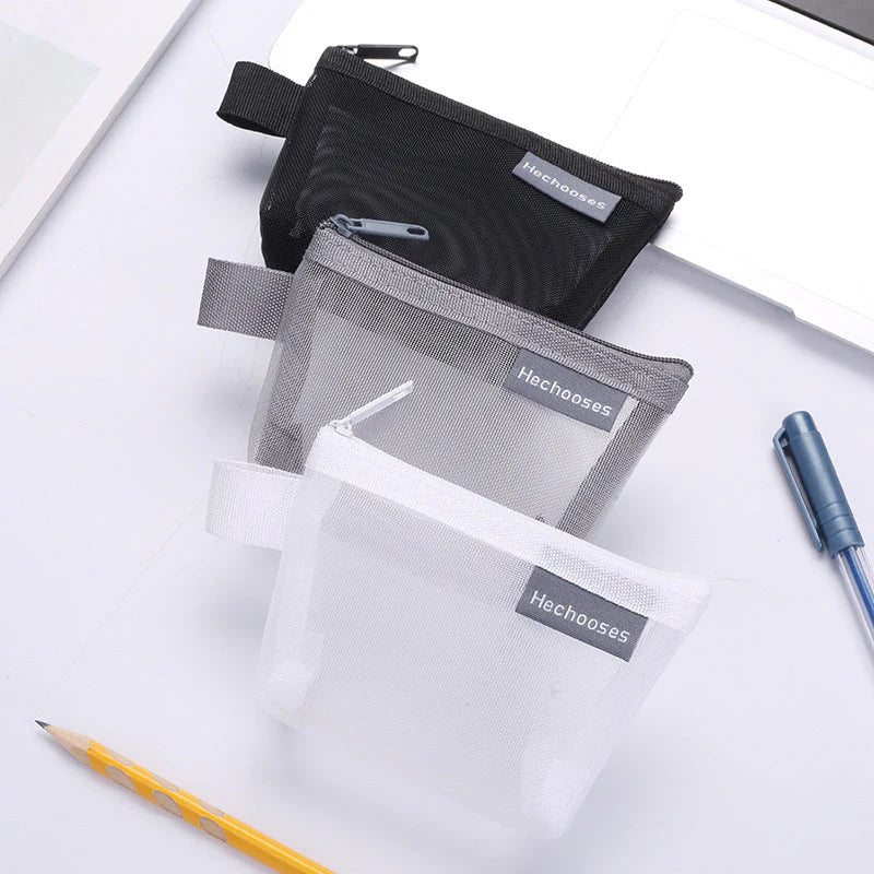 LoungeYard | Portable Mesh Storage Bag — product view 1