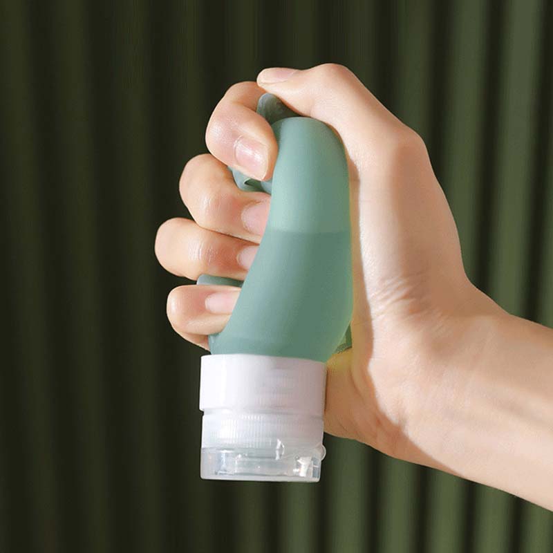LoungeYard | Portable travel bottle made of silicone with large diameter — product view 3
