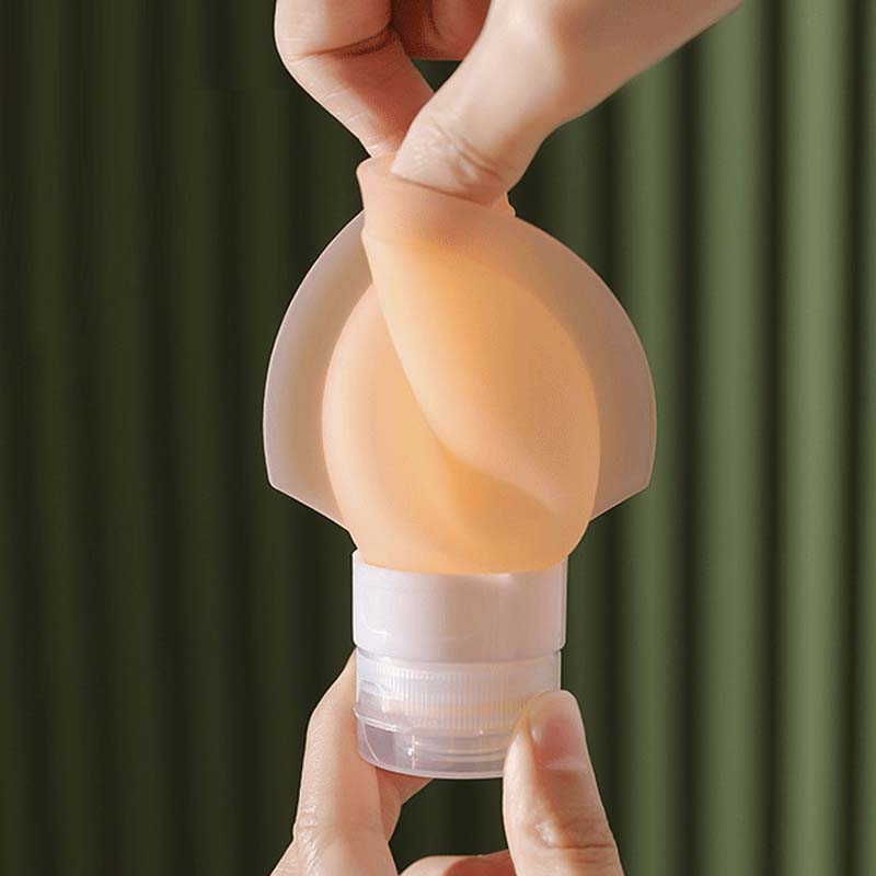 LoungeYard | Portable travel bottle made of silicone with large diameter — product view 5