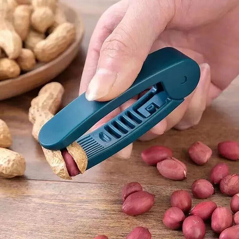LoungeYard | Peanut Seed Peel Plastic Peanut Clip — product view 2