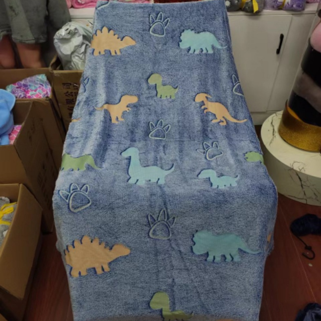 LoungeYard | Glow In The Dark Kids Blanket — product view 7
