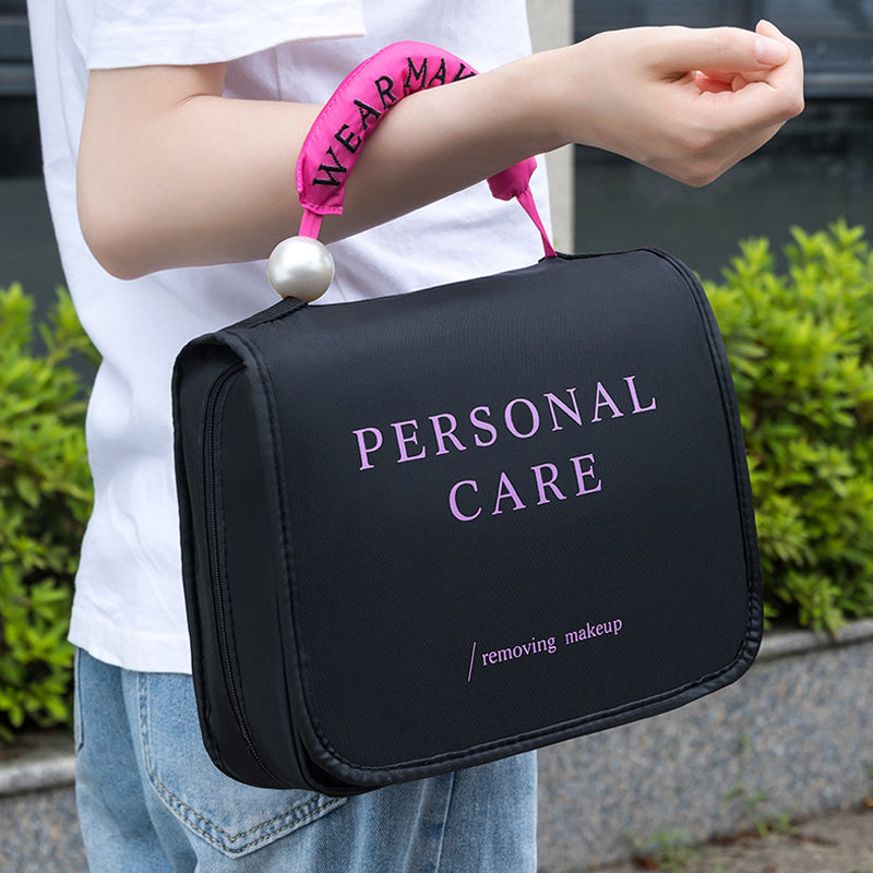 LoungeYard | Foldable portable toiletry bag — product view 4