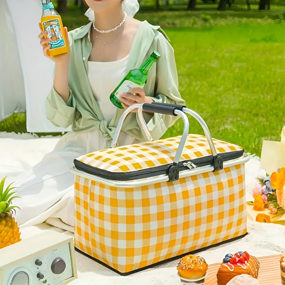 LoungeYard | Foldable Checkered Picnic Basket — product view 3