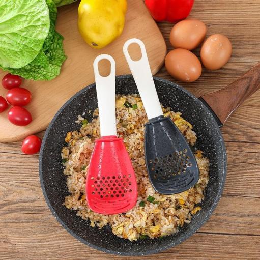 LoungeYard | Creative Grater Garlic Ginger Multifunctional Spoon — product view 1