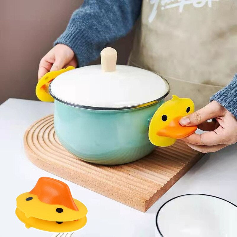 LoungeYard | 2Pcs Yellow Duck Potholder — product view 1