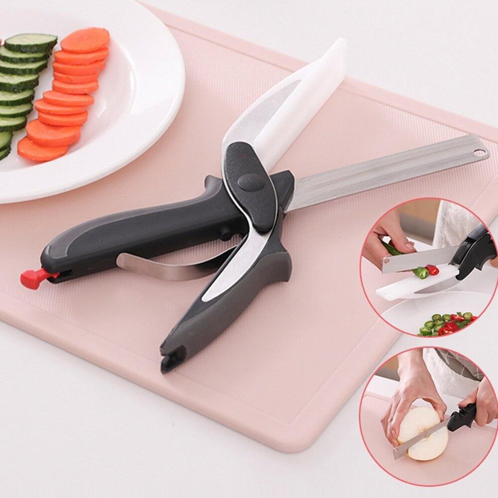 2 in 1 Kitchen Scissors & Board | LoungeYard — product view 1