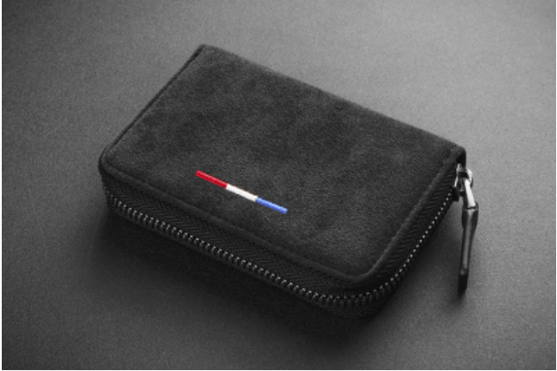 LoungeYard | Large Capacity Slim Woven Suede Card Holder, for Shopping, Travelling, Jogging or Working — product view 2