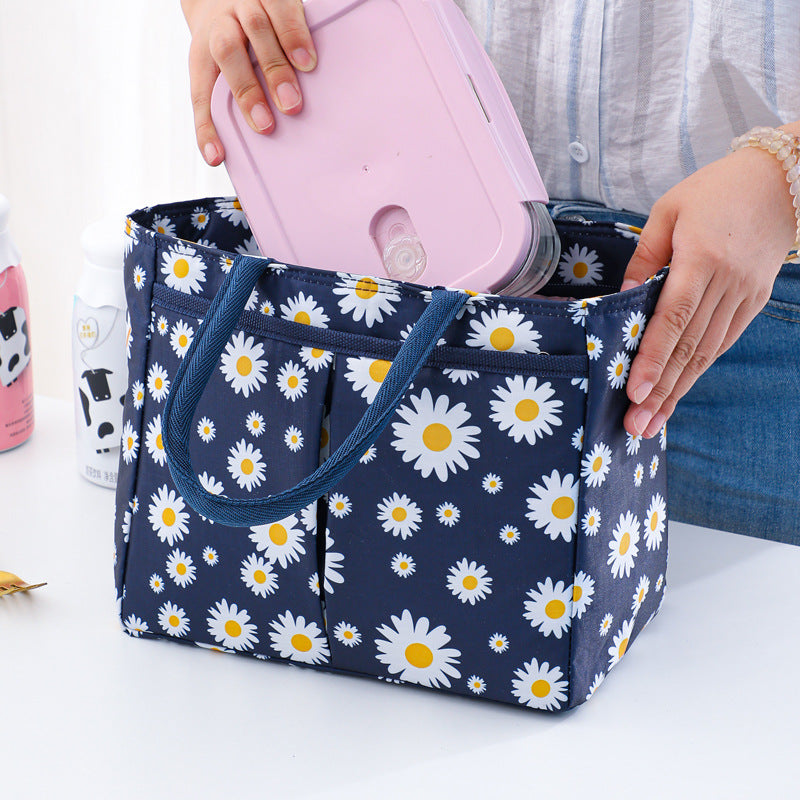 Beach bag with multiple compartments LoungeYard — product view 3