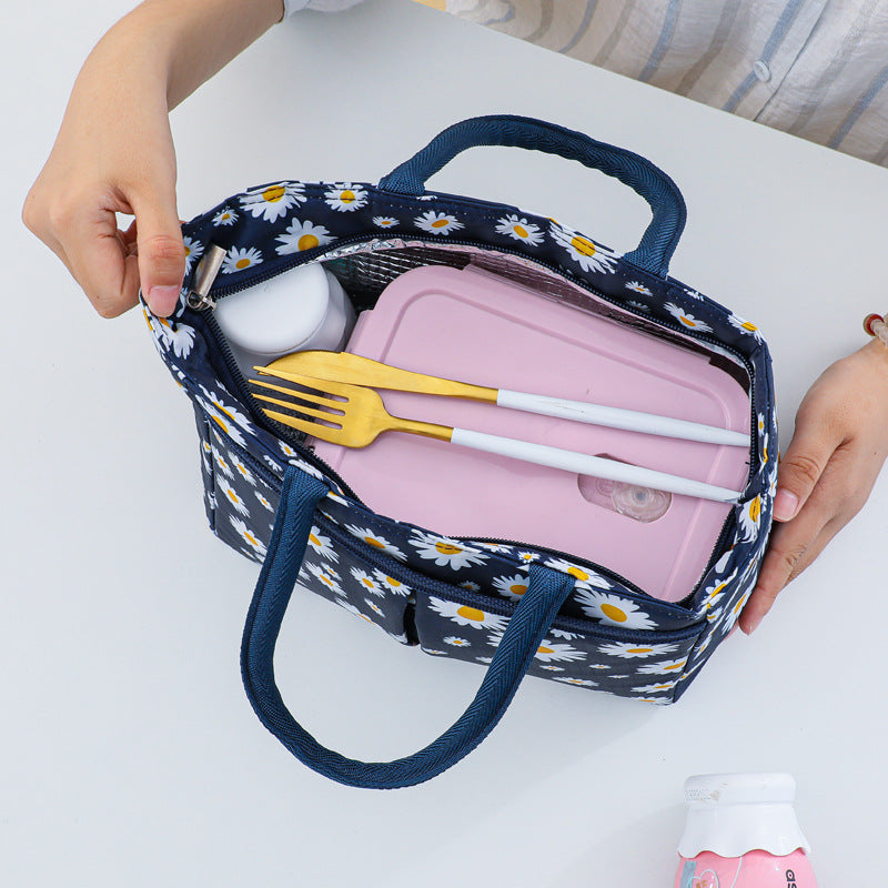 Beach bag with multiple compartments LoungeYard — product view 4