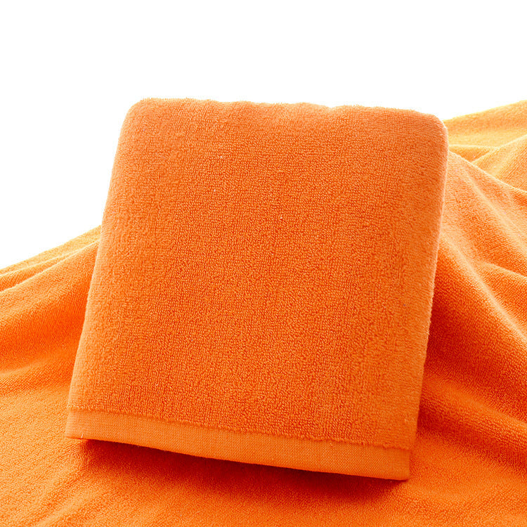 Bath towel made of durable and quick-drying microfiber LoungeYard — product view 4