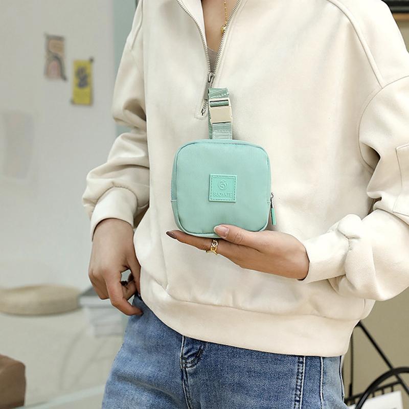 LoungeYard | Portable Coin Purse — product view 3