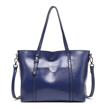 LoungeYard | Stylish leather handbag with handcrafted details — product view 6