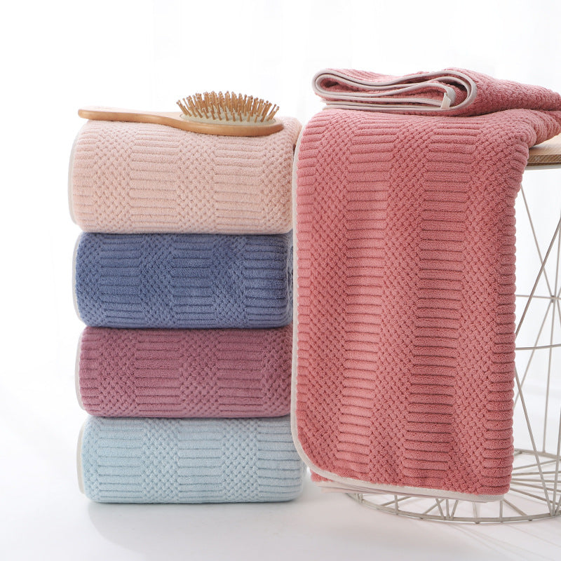 Ultra-Soft Microfiber Jacquard Bath Towel LoungeYard — product view 3