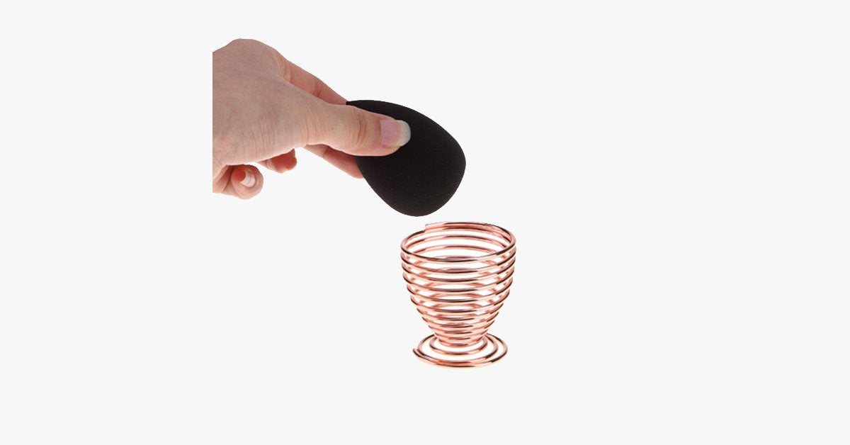 LoungeYard | Cosmetic Sponge Holder – The best holder for your makeup applicator — product view 4