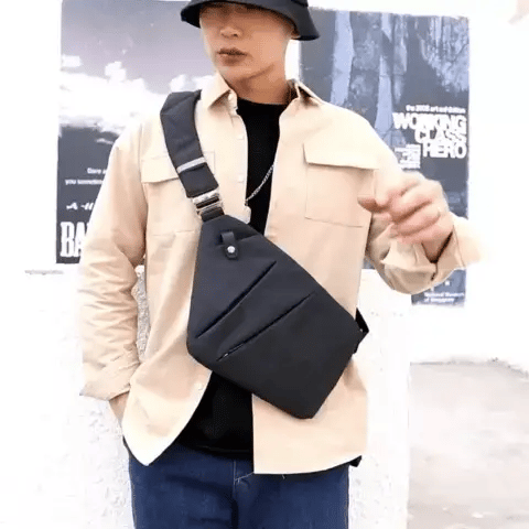 LoungeYard | Anti-Theft Travel Bag — product view 2