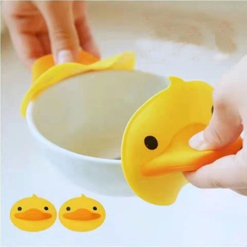LoungeYard | 2Pcs Yellow Duck Potholder — product view 2