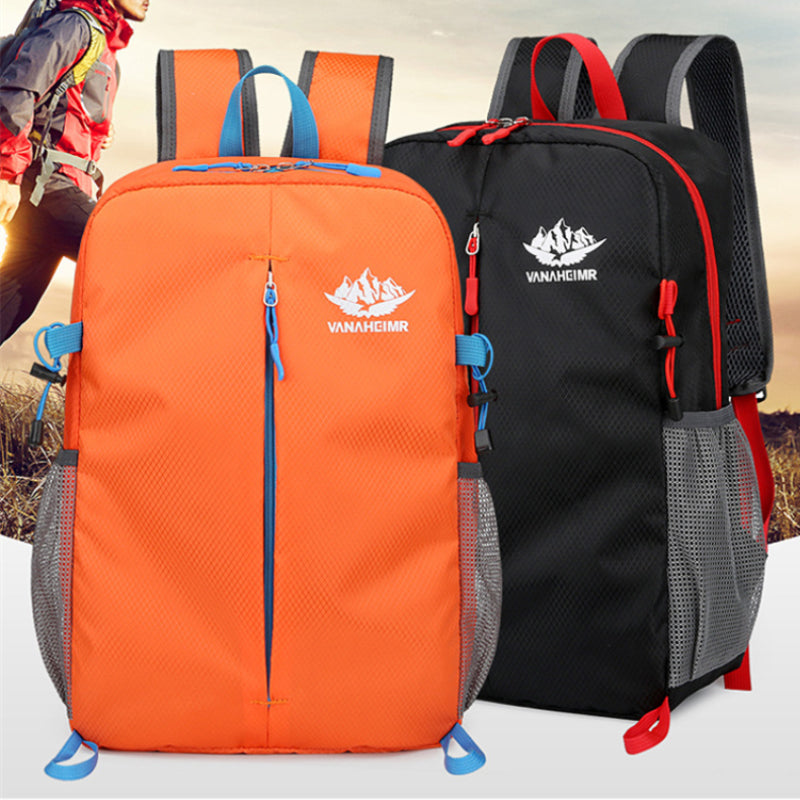 LoungeYard | Foldable Backpack — product view 3