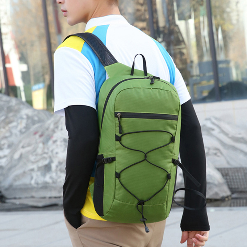 LoungeYard | Useful foldable backpack — product view 4