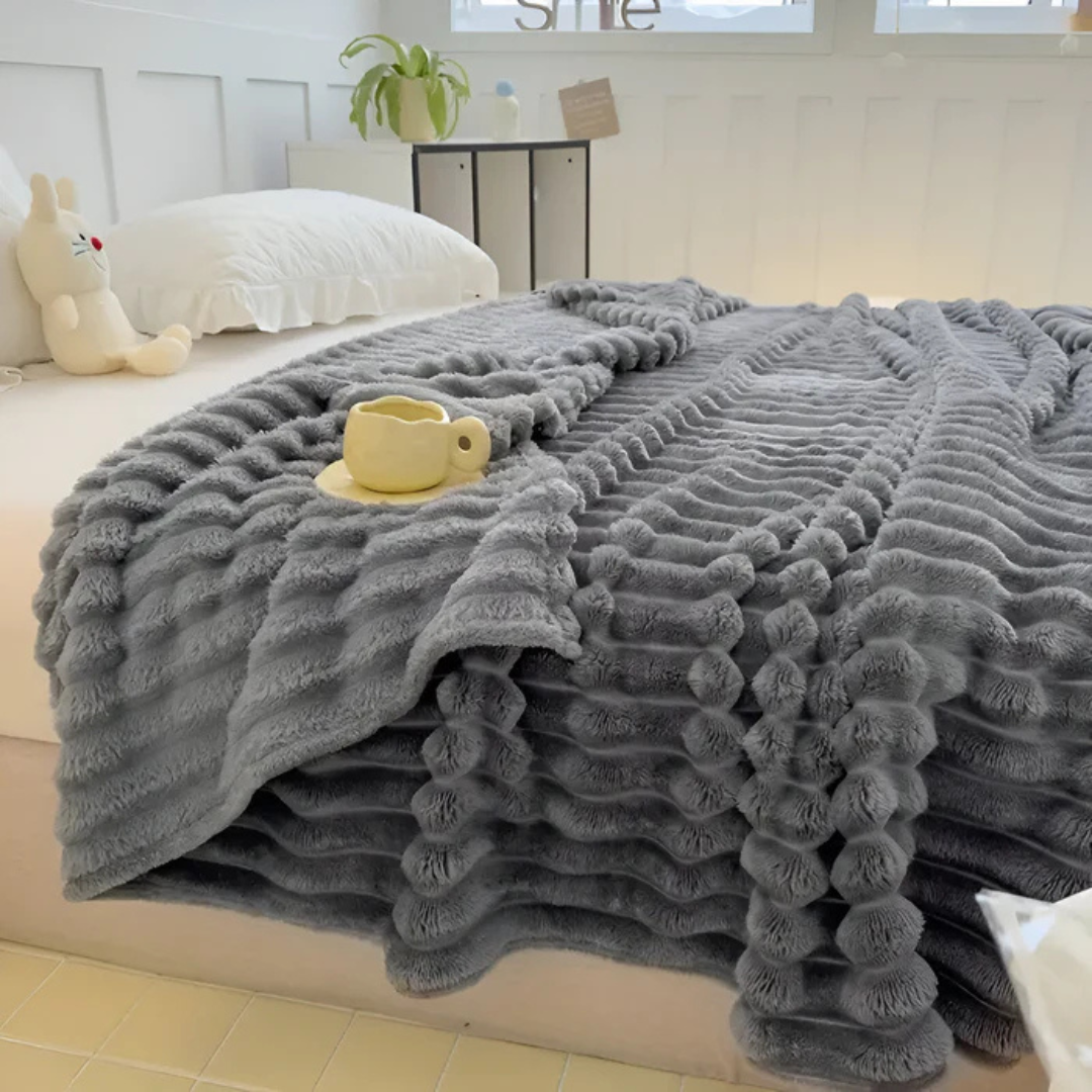 LoungeYard | Warmth and Delicacy in a Luxurious Edition — product view 1
